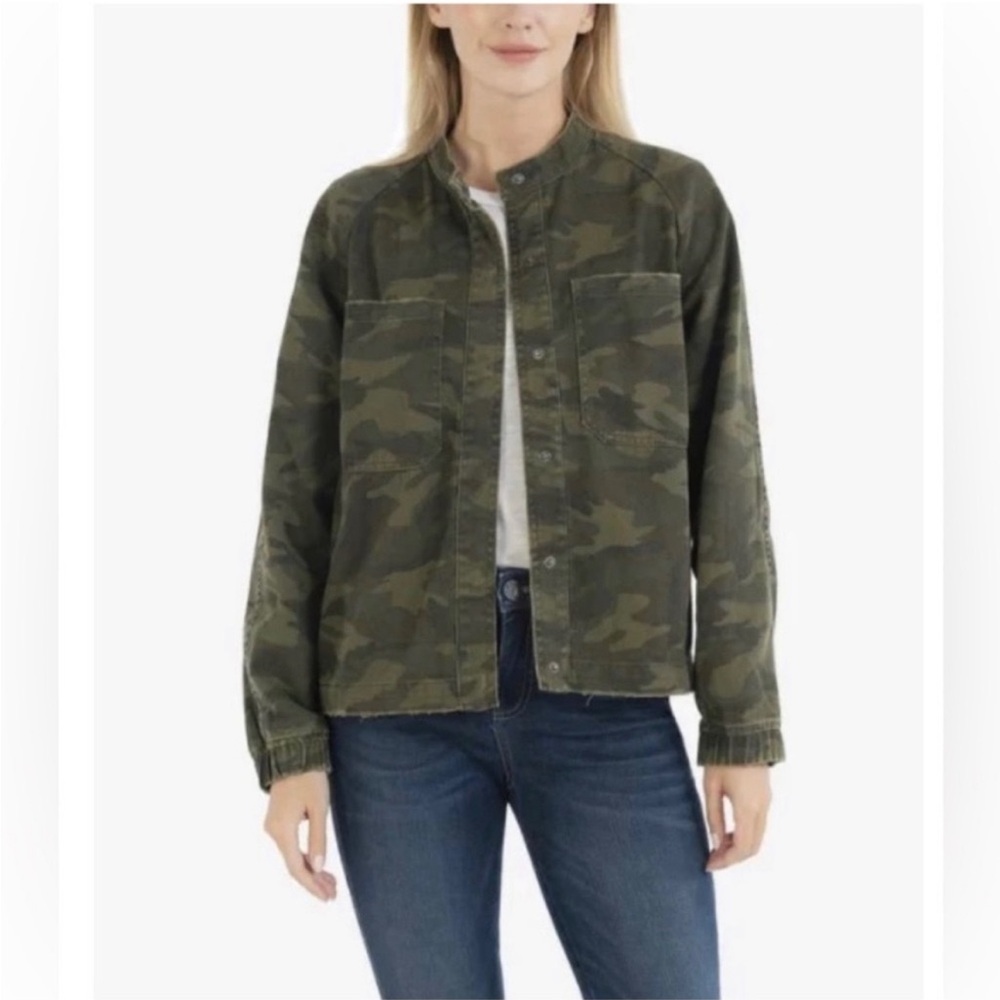 KUT from the KLOTH Jeans Women’s Camo Bomber Jean Denim Jacket Size X-Small NWT - Picture 2 of 8